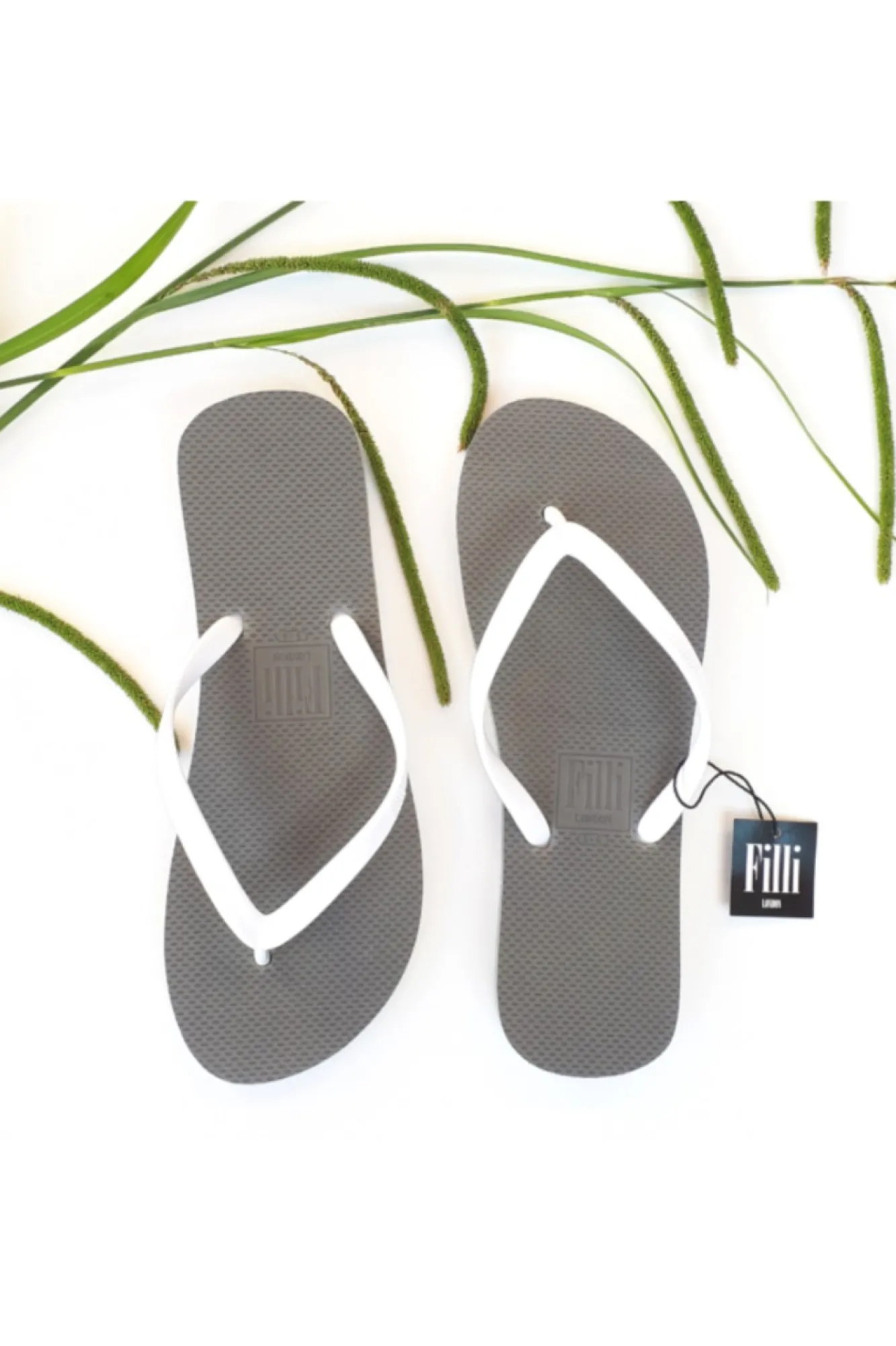 Sandals^Filli London Naked Flip Flops On Silver White