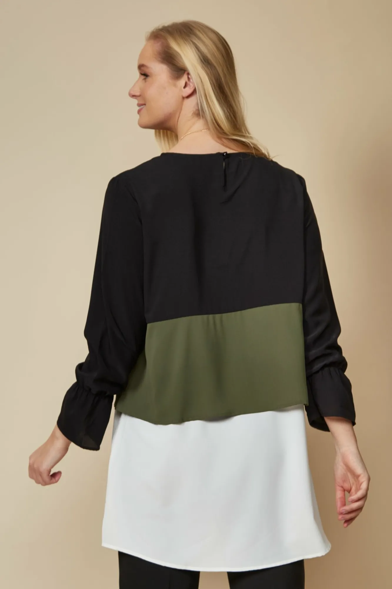 Blouses^Hoxton Gal Colour Block Top With Necklace- Black,Khaki White Blackkhakiwhite