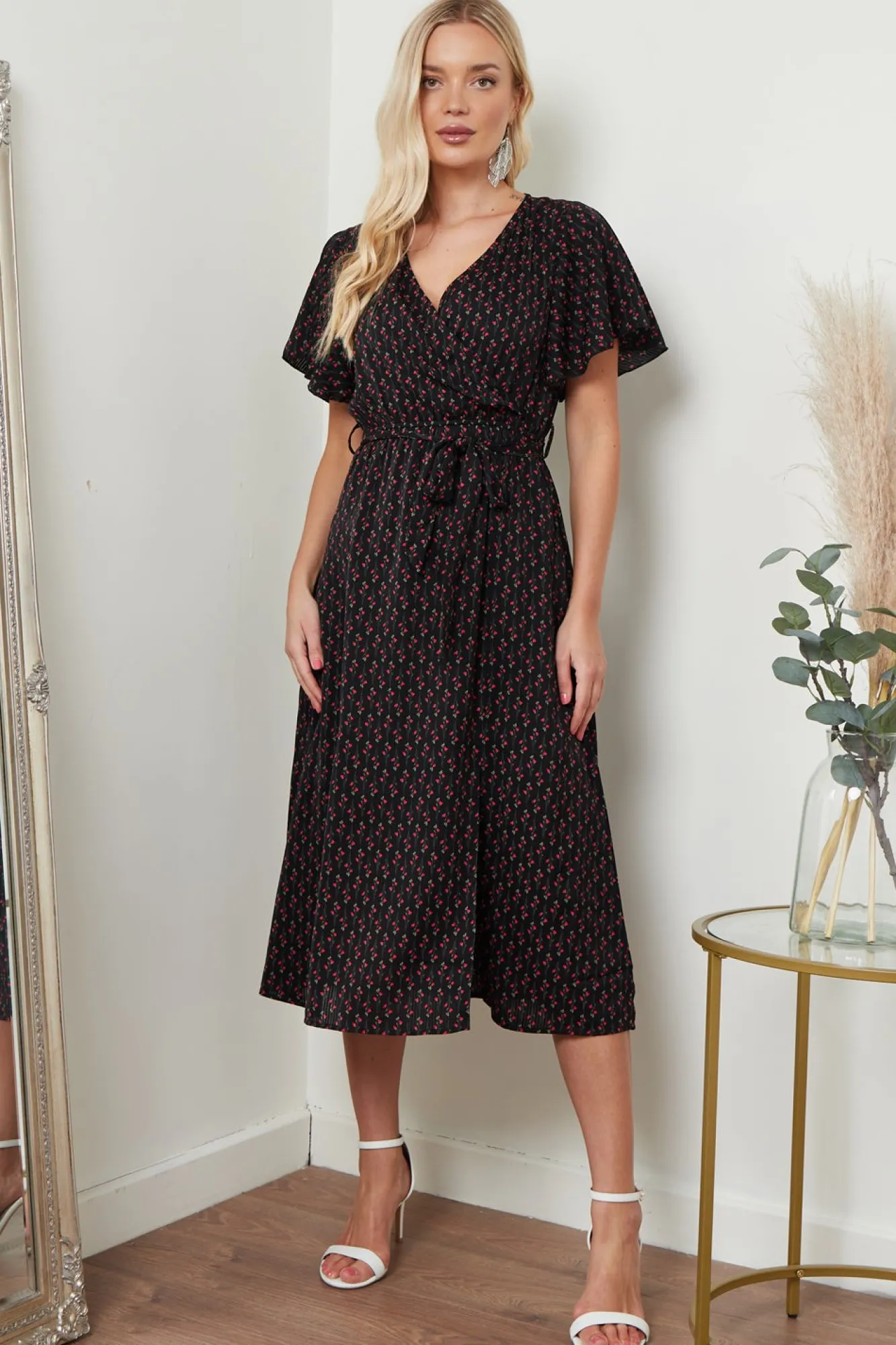 Midi Dresses^Lilura London Angel Sleeves Midi Wrap Dress In Floral Black