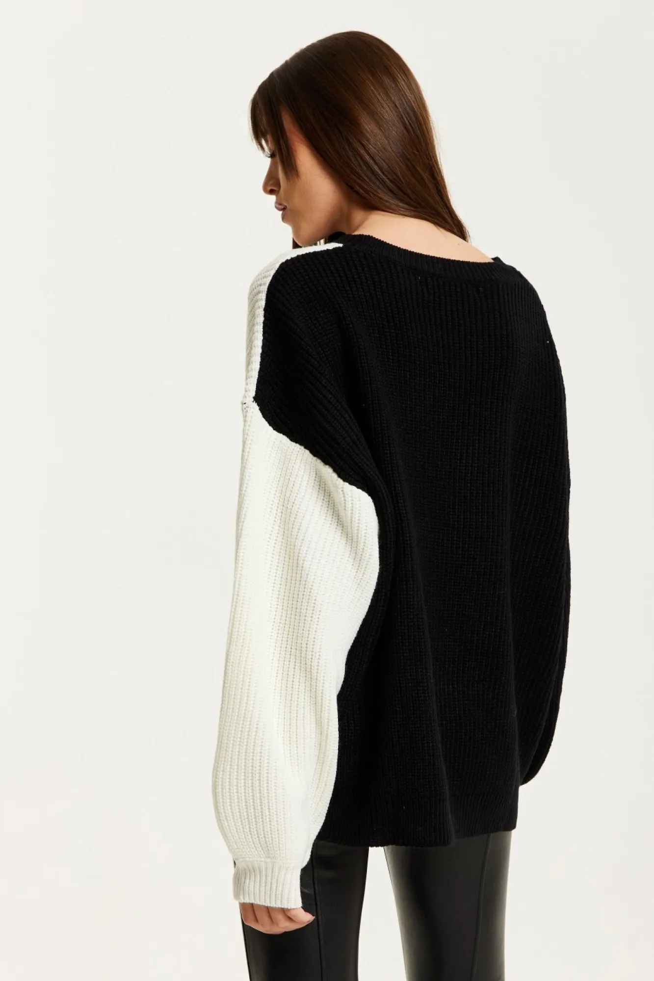 Jumpers^Liquorish Colour Block Jumper In Black And White Multicolor