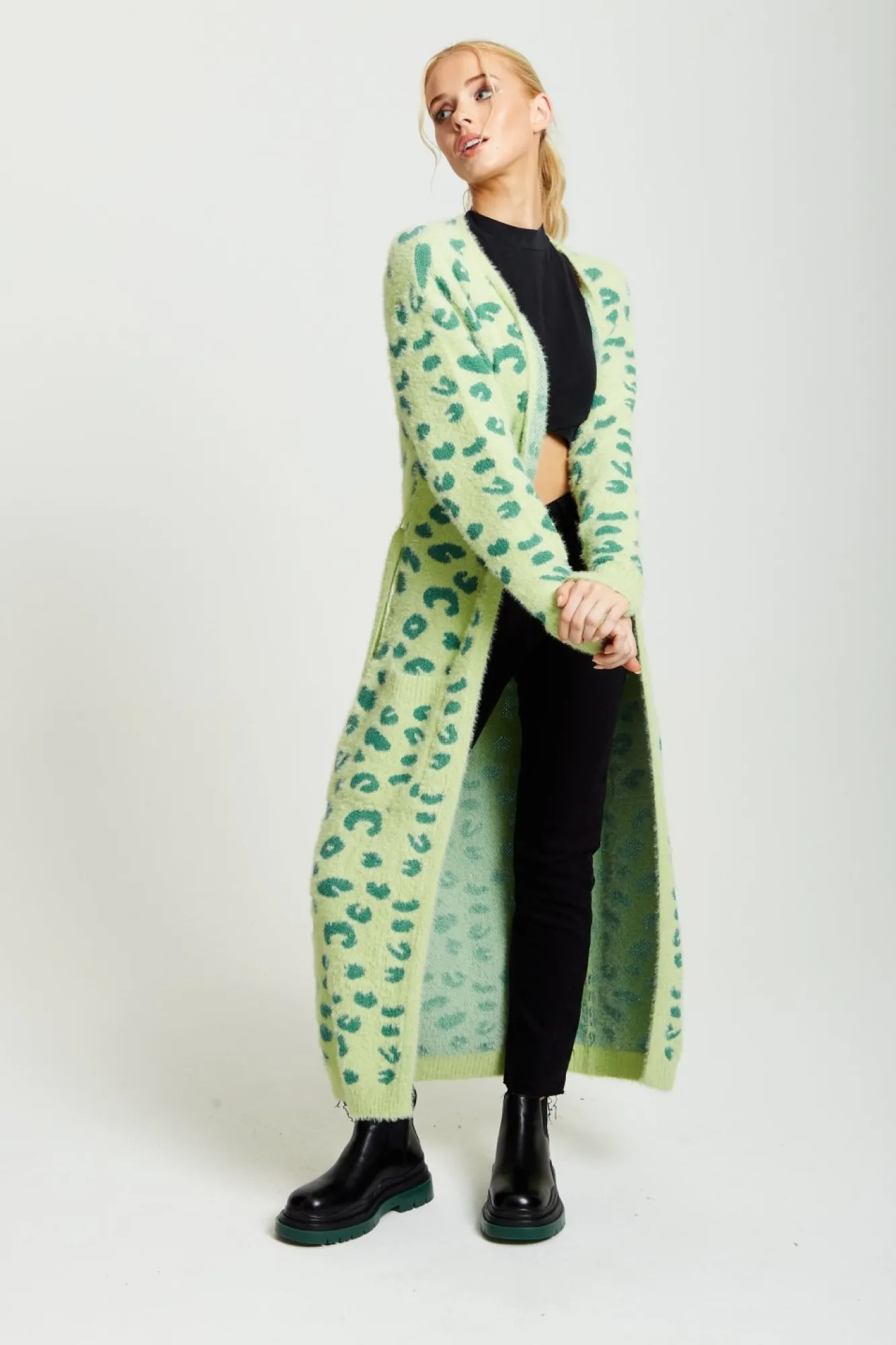 Cardigans^Liquorish Fluffy Longline Cardigan In Animal Print Green