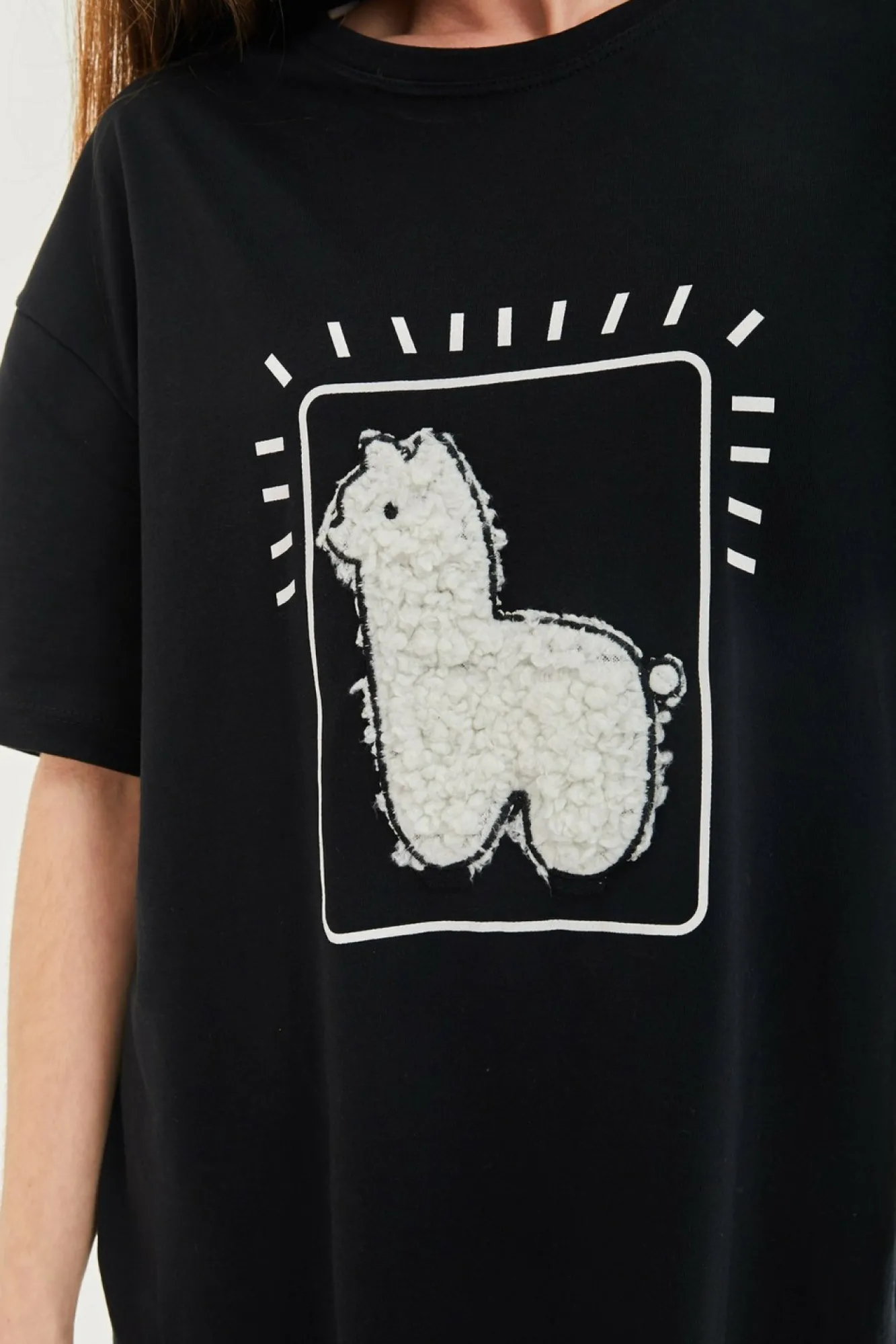 T-Shirts^Liquorish Llama Oversized T-Shirt In Black