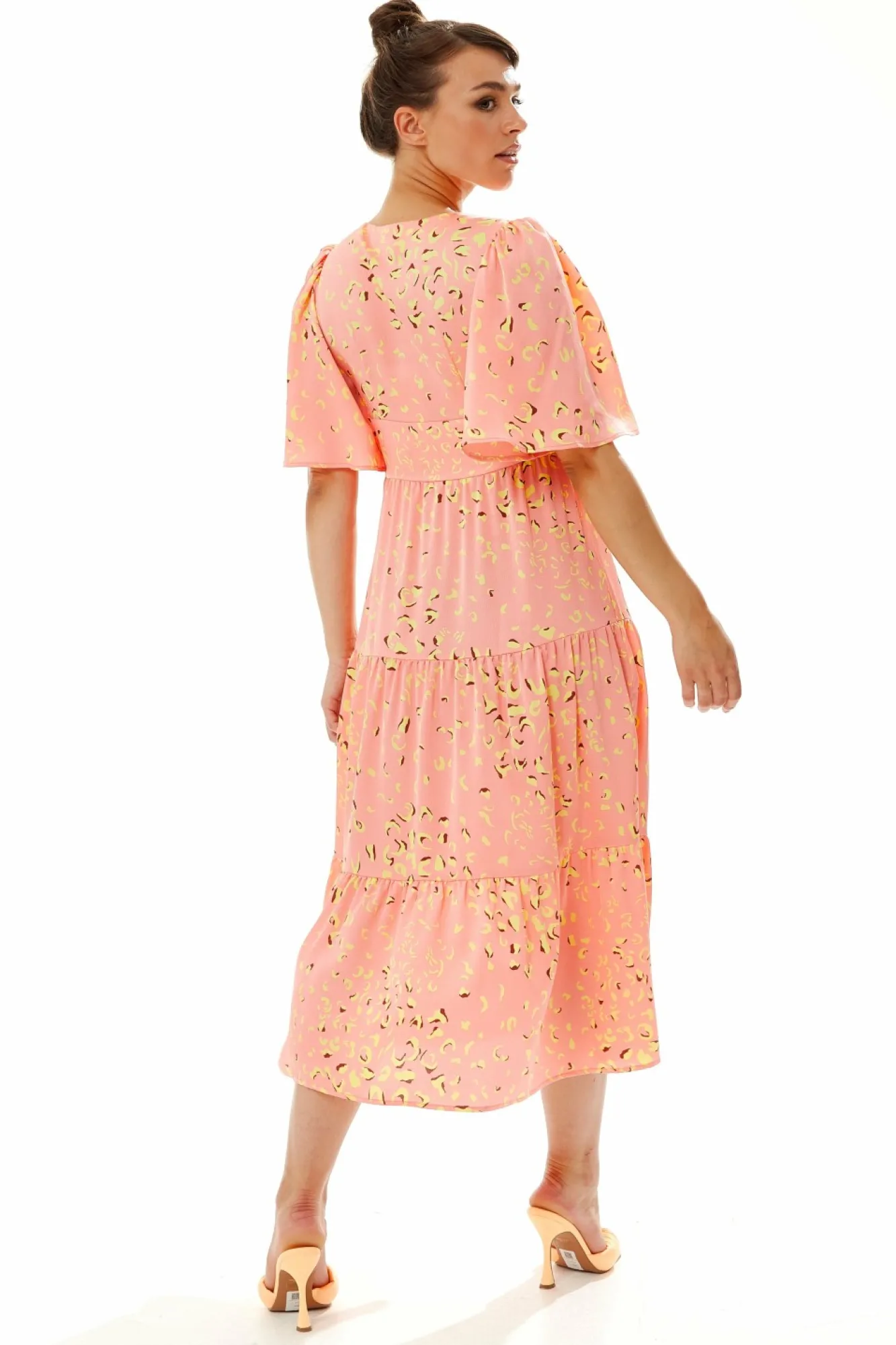 Midi Dresses^Liquorish Midi Abstract Animal Print Dress In Peach
