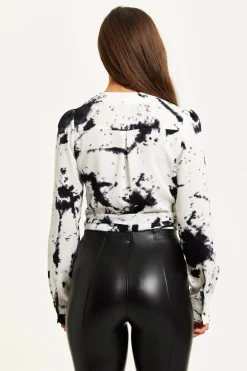 Crop Tops^Liquorish Mono Abstract Print Wrap Top With Long Sleeves Multicolour
