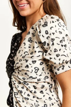 Midi Dresses^Liquorish Mono Heart Print Knot Front Midi Dress Multicolour