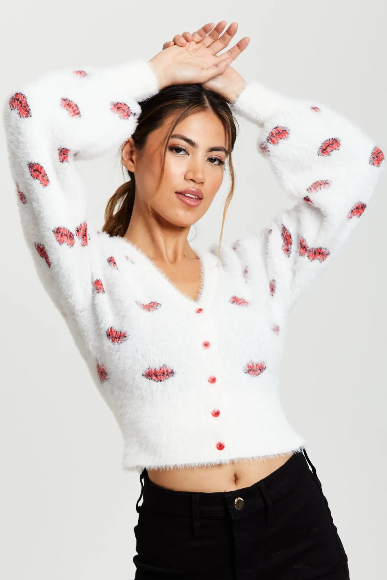 Cardigans^Liquorish Red Lip Pattern Fluffy Cardigan In White