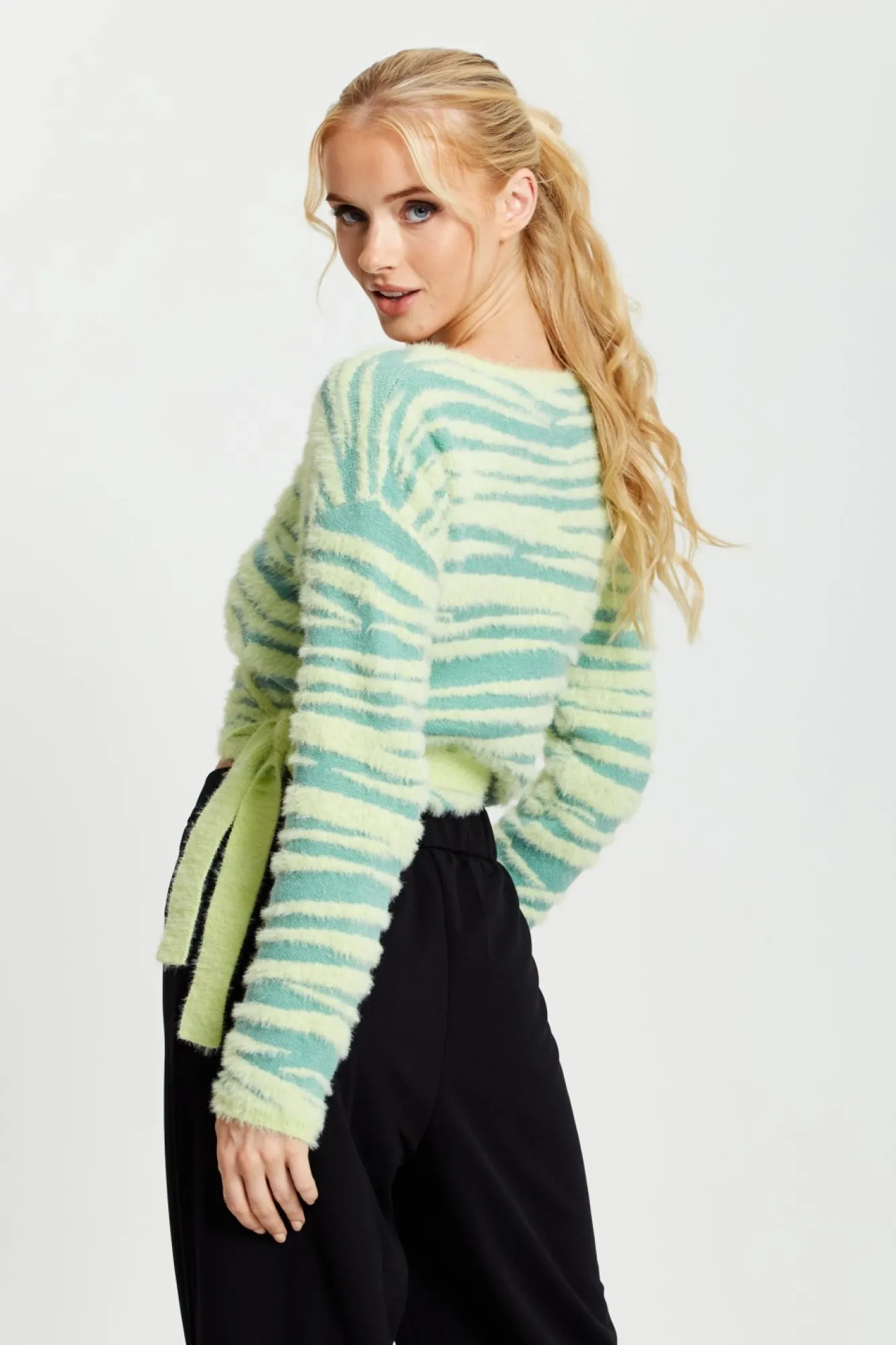Cardigans^Liquorish Textured Zebra Wrap Cardigan In Yellow And Green Yellowgreen