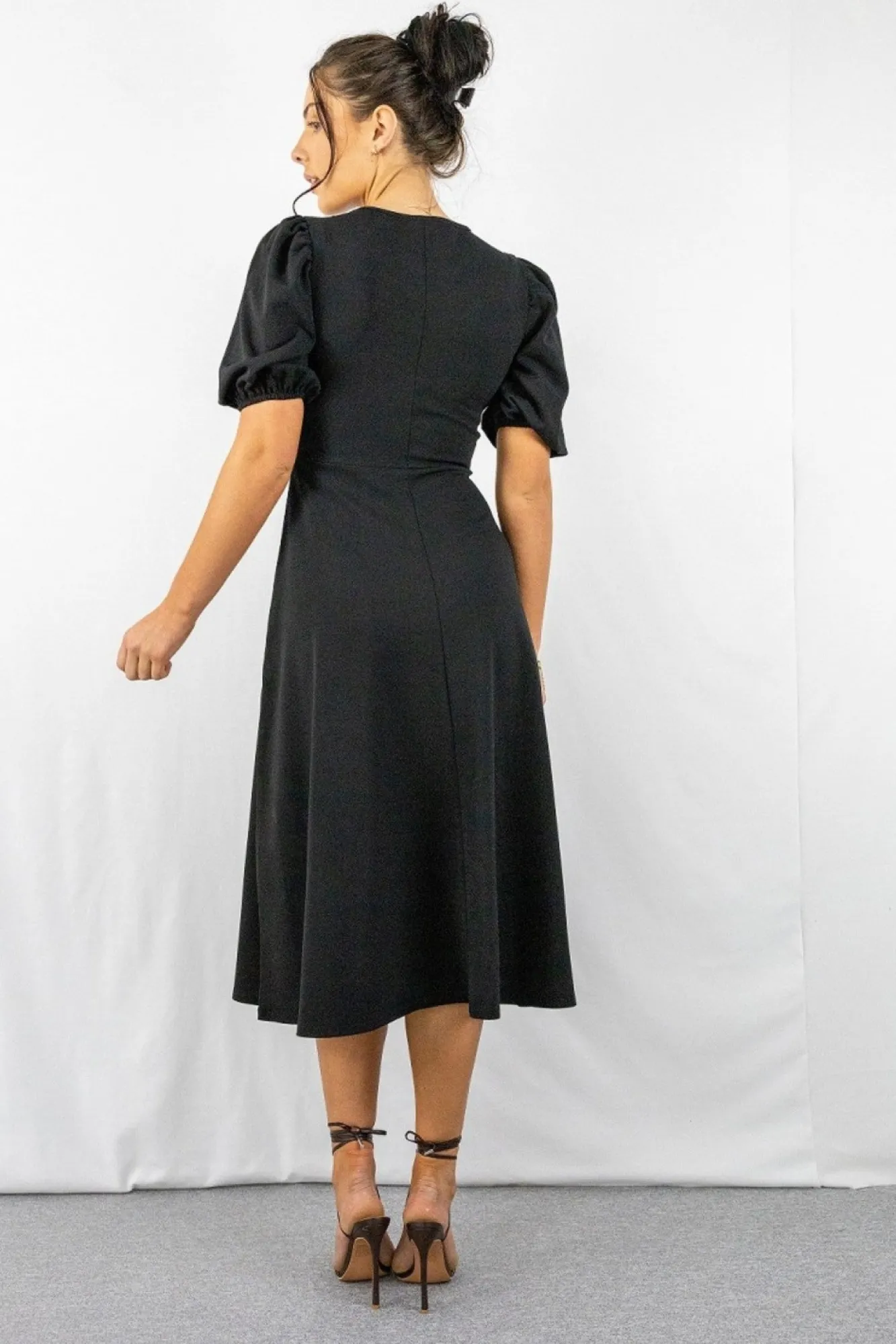 Mini Dresses^Signage Round Neck Mini Dress Black