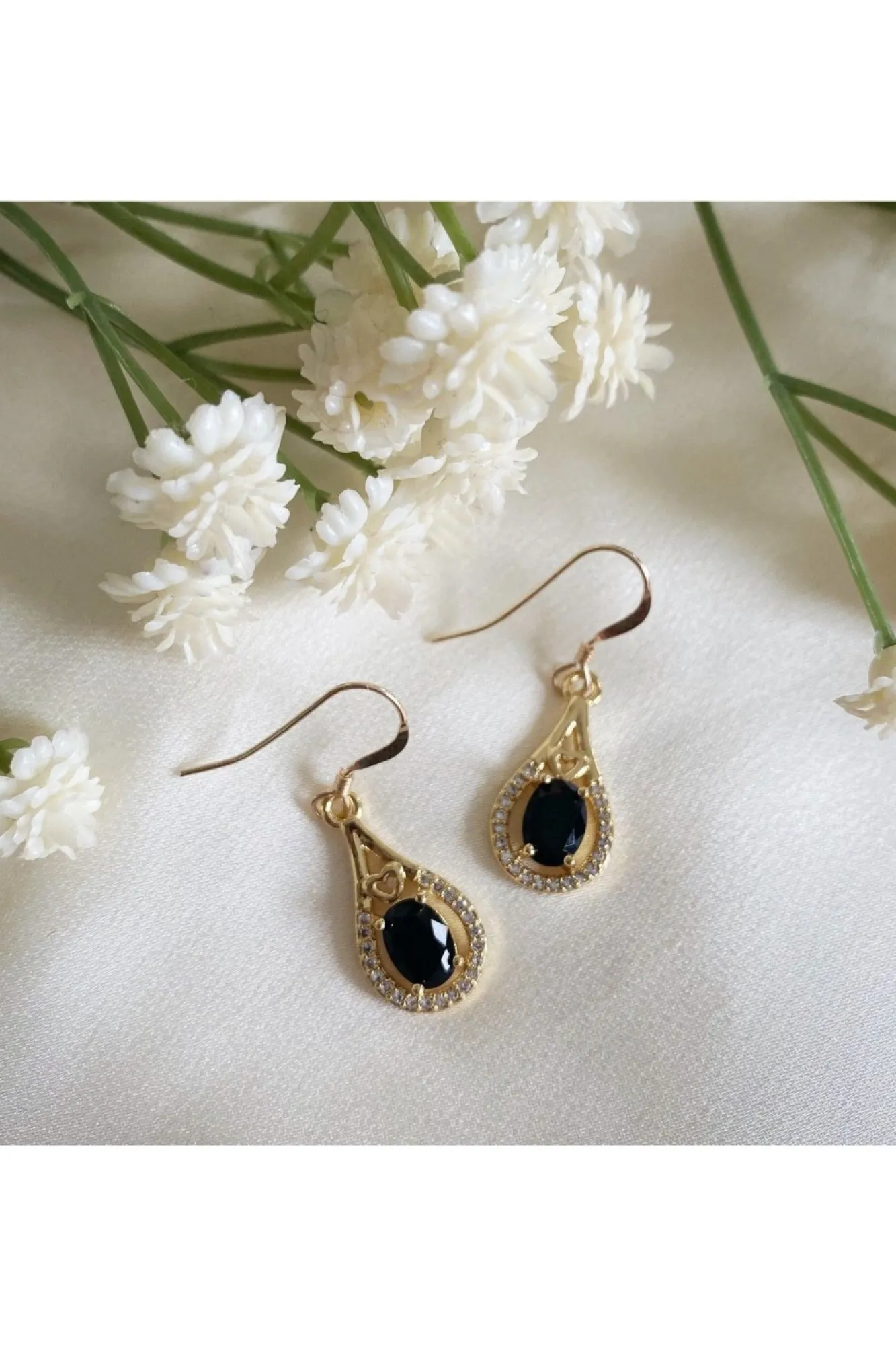 Jewellery^Wisteria London Esmeralda Teardrop Earrings Black